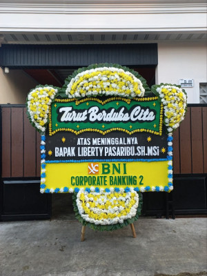 Papan Bunga Duka di Oksebang